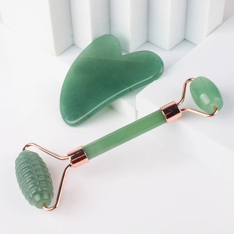 Natural Face Massage Roller – Skin Care Tool for Relaxation and Revitalization